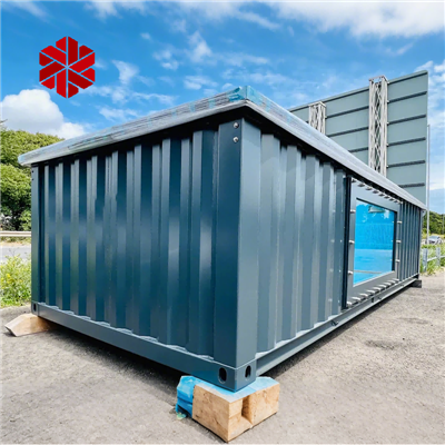 지상 수영 컨테이너 풀 위